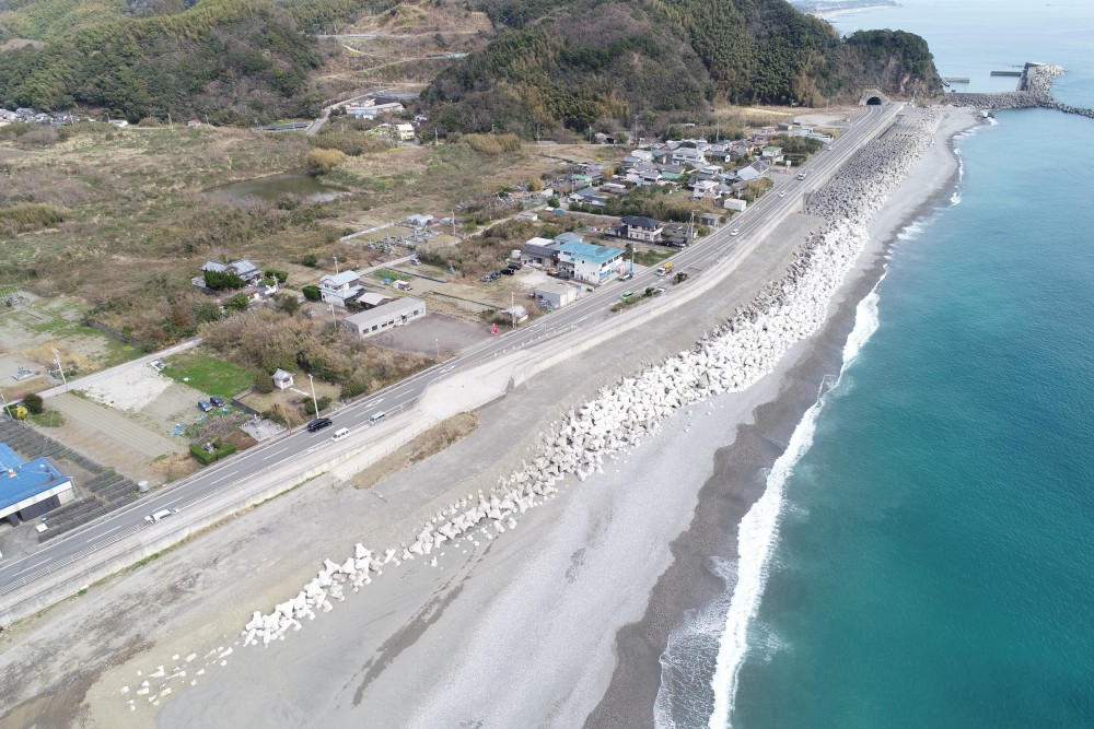平成３０－３１年度　戸原海岸消波工災害復旧外工事画像